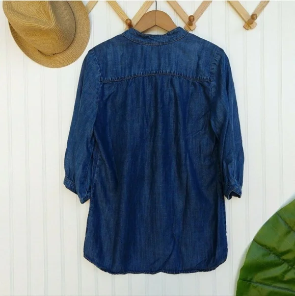 Elevenses Anthropologie Chambray Popover Top Size XS Tencel V Neck 3/4 Sleeves - Picture 2 of 5